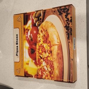 NIB! 10.5" Pizza Stone